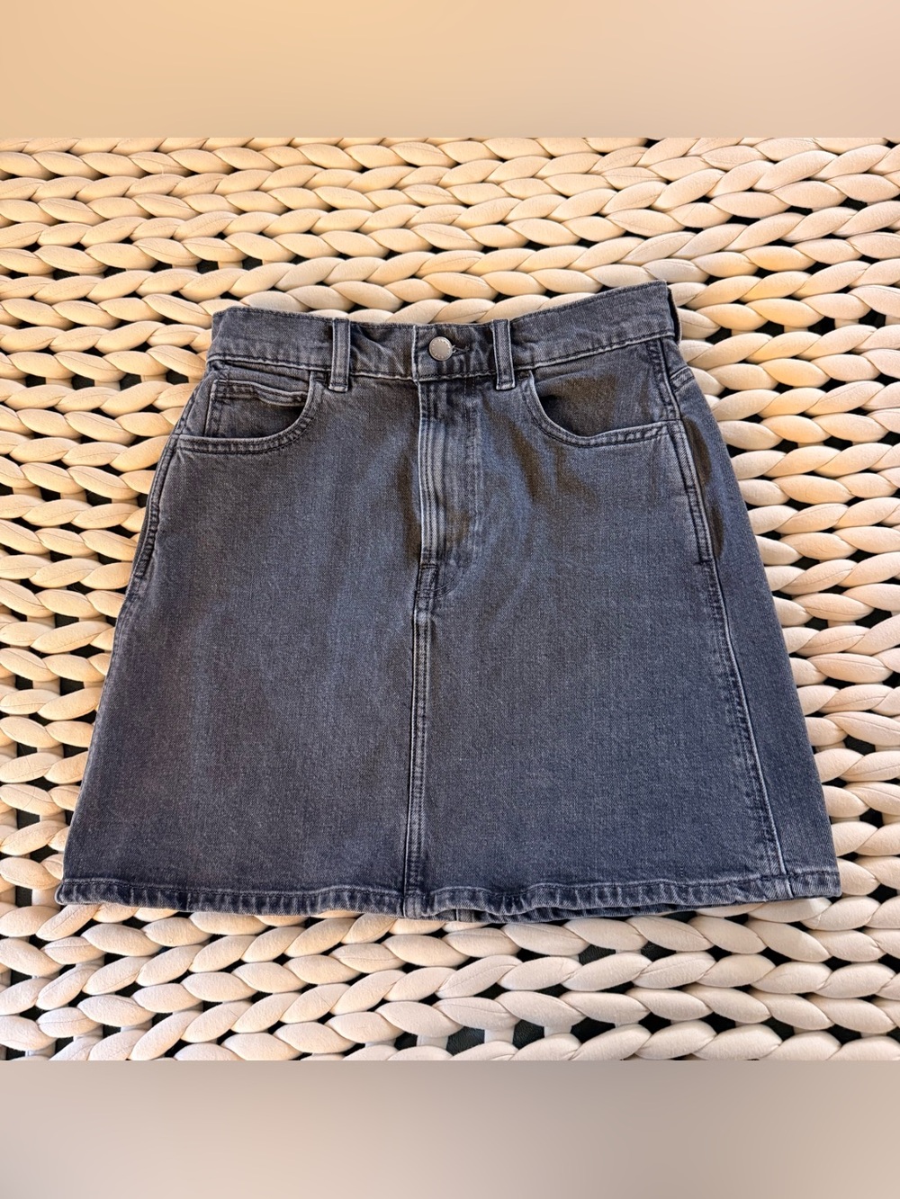 Everlane size 25 Washed Black Denim Mini Skirt